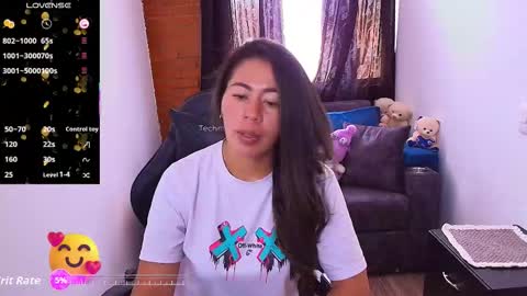 Snapshot of sexy_kendall24 chatting on September 9, 2:39 pm laura online show from September 9, 2:39 pm