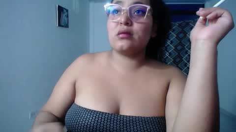 Snapshot of sexy_love_15 chatting on October 1, 5:50 am SIRENA LOVE online show from October 1, 5:50 am