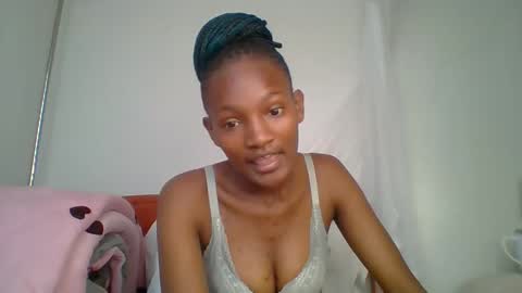 Snapshot of sexy_lucy012 chatting on February 12, 11:18 am sexy_lucy012 online show from February 12, 11:18 am
