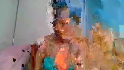 Snapshot of sexy_lucy012 chatting on February 12, 7:24 pm sexy_lucy012 online show from February 12, 7:24 pm