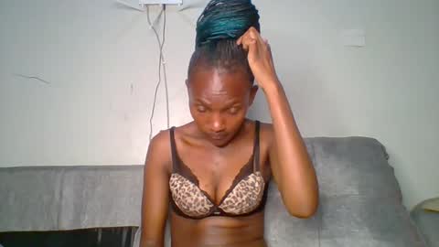 Snapshot of sexy_lucy012 chatting on February 22, 8:20 pm sexy_lucy012 online show from February 22, 8:20 pm