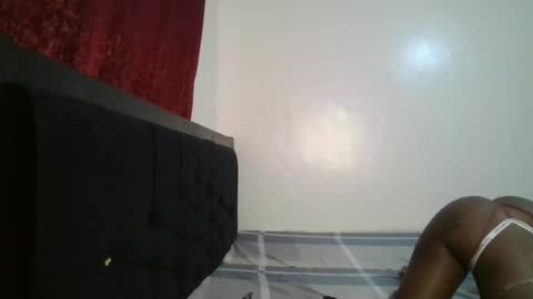 sexy_maya2 online show from July 10, 5:45 am