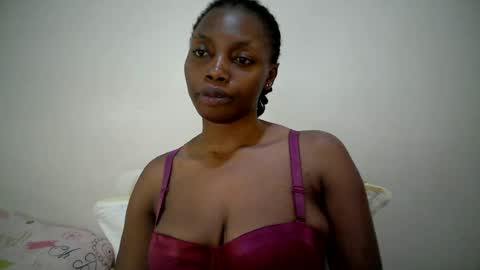 sexy_muna2 online show from July 1, 7:44 pm