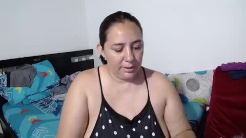 janel online show from February 5, 2:08 am