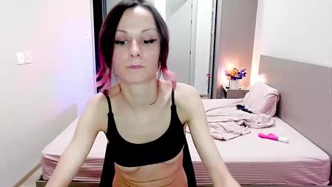 Snapshot of sexy_wise_kind chatting on February 17, 11:33 pm Mandy Green online show from February 17, 11:33 pm