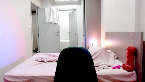 Snapshot of sexy_wise_kind chatting on March 10, 10:34 pm Mandy Green online show from March 10, 10:34 pm