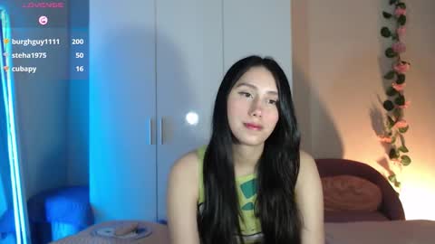 Snapshot of sexyasstime_1718 chatting on October 15, 9:15 pm Alice online show from October 15, 9:15 pm