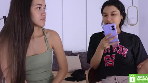 chanell and yina online show from November 26, 1:52 pm