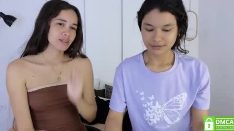 chanell and yina online show from October 29, 2:08 pm