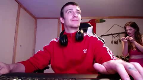 Austin and Megan online show from November 18, 7:39 pm