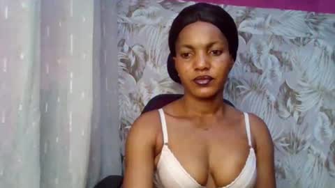 sexydoll32 online show from April 26, 12:19 am