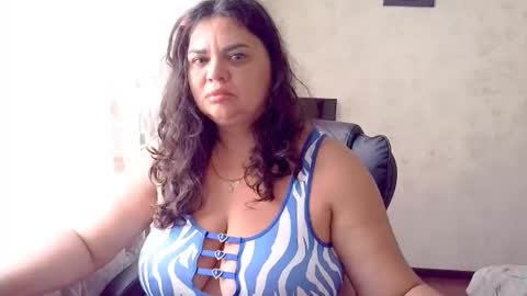 sexydollywoman online show from October 30, 9:10 am