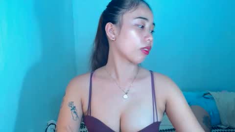Snapshot of sexyhotbojean chatting on March 10, 2:37 pm jeanken and jelian online show from March 10, 2:37 pm