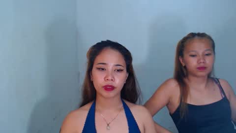 Snapshot of sexyhotbojean chatting on February 13, 7:31 pm jeanken and jelian online show from February 13, 7:31 pm