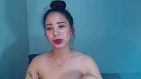 Snapshot of sexyhotbojean chatting on March 2, 9:31 am jeanken and jelian online show from March 2, 9:31 am