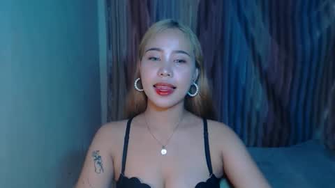 Snapshot of sexyhotbojean chatting on September 17, 2:48 am jeanken and jelian online show from September 17, 2:48 am