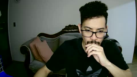 Snapshot of sexyjammyjose chatting on February 23, 9:00 am Go and subscribe to my OF 3 ---- Follow the Heart---- online show from February 23, 9:00 am