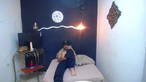 Snapshot of sexykata_of chatting on October 19, 8:13 pm Kata sexy online show from October 19, 8:13 pm