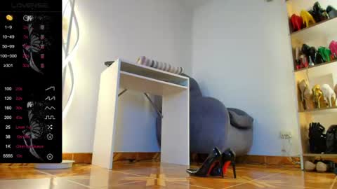 katalina larson online show from July 10, 7:57 am