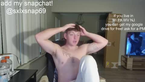 Snapshot of sexylax69 chatting on October 2, 1:04 am sexylax69 online show from October 2, 1:04 am
