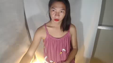 Snapshot of sexylaylia chatting on October 19, 9:14 am Laylia3 online show from October 19, 9:14 am