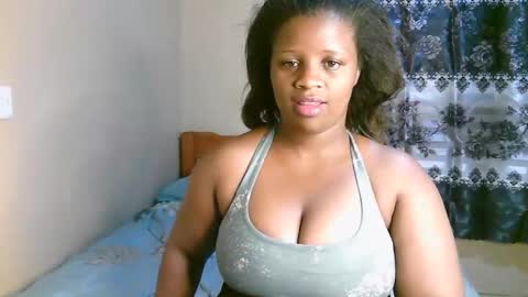 sexylucy33 online show from February 1, 9:34 pm