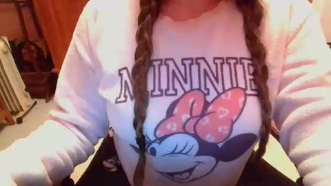 sexymisss24 online show from April 14, 11:08 pm