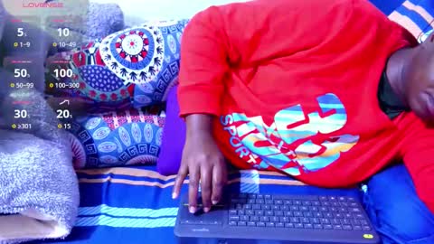 Snapshot of sexymompie chatting on September 10, 9:32 am CANDY online show from September 10, 9:32 am