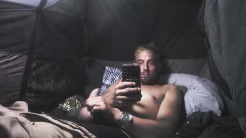 Possum online show from September 12, 8:49 am