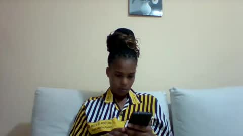 Snapshot of sexyqueen3457132 chatting on February 26, 6:48 pm DOVY ACHIENG online show from February 26, 6:48 pm