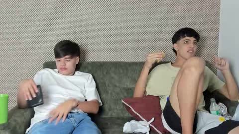 Snapshot of sexys_boys18 chatting on March 3, 1:23 pm MATIAS-18 THIAHO -18 MAX-19 NICOKALY-19 CAIN-19 MOD ESTEBAN online show from March 3, 1:23 pm