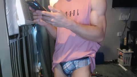 sexystrongcum online show from February 8, 2:15 am