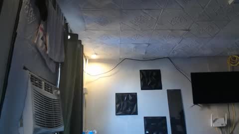 sexystrongcum online show from March 27, 8:48 am