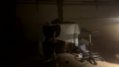 Smooth bi guy online show from February 19, 5:50 am