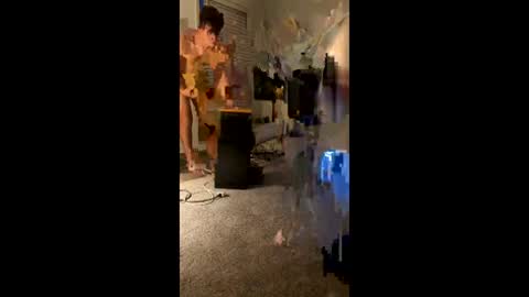 Smooth bi guy online show from January 13, 7:27 am