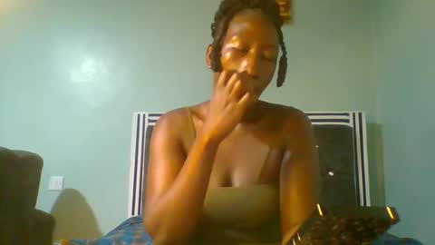 VIVIAN online show from March 9, 11:46 pm