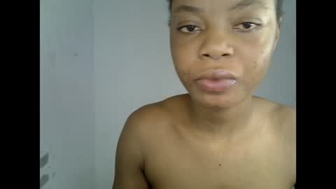 sexyxpeach online show from July 9, 10:14 pm
