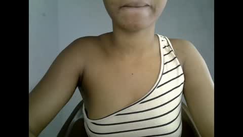 sexyxpeach online show from July 13, 10:46 pm