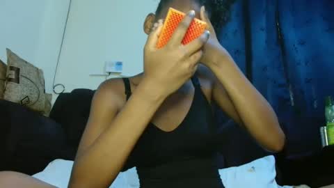 Snapshot of sexyy_janey chatting on September 27, 6:11 am Janey online show from September 27, 6:11 am