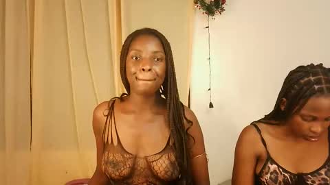 sexyypie online show from February 26, 9:29 pm