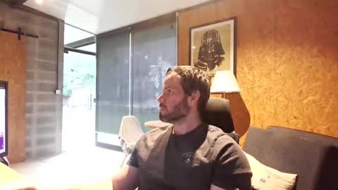 shad0w_hunter online show from February 12, 9:29 pm