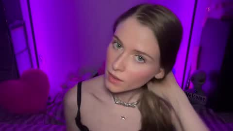 shadebabe online show from June 18, 5:24 am