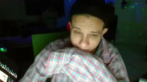 shades455 online show from March 27, 5:46 am