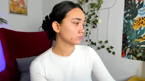 Lily  online show from January 18, 6:44 am