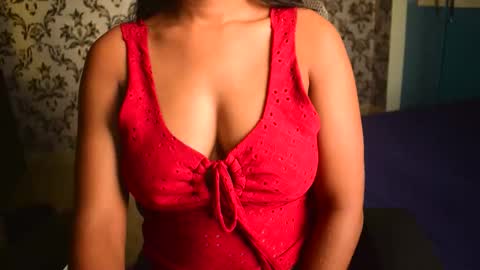 Snapshot of shanaya_indian chatting on September 24, 5:14 am shanaya indian online show from September 24, 5:14 am