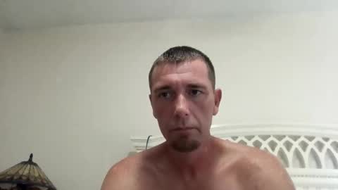 Snapshot of shane198569 chatting on October 12, 12:53 pm shane198569 online show from October 12, 12:53 pm
