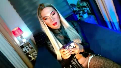 MISS SHANE online show from October 9, 7:08 pm