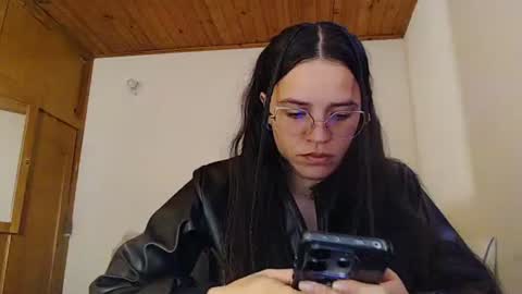 shanel_lozano online show from June 20, 5:08 pm
