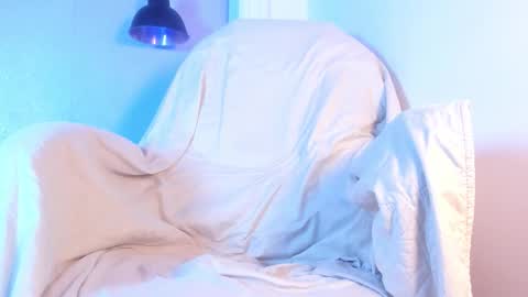 Shanntal  online show from November 1, 8:52 pm