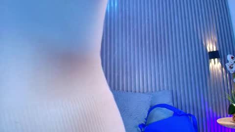 SHANON online show from April 13, 7:07 pm